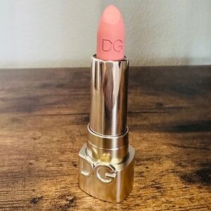 Dolce & Gabbana The Only One Matte Lipstick - Silky Nude #115